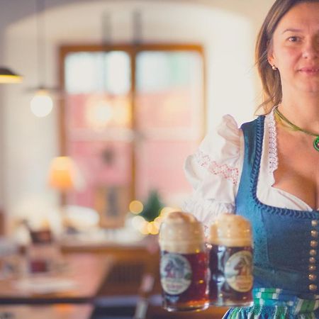 ホテル Brauerei-Gasthof Eck Böbrach エクステリア 写真