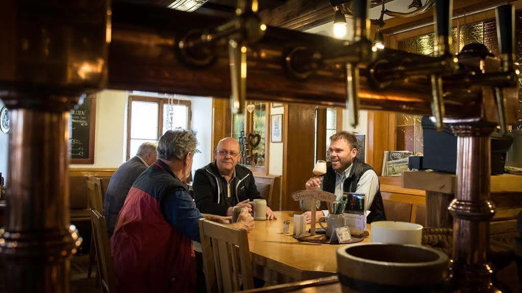 ホテル Brauerei-Gasthof Eck Böbrach エクステリア 写真